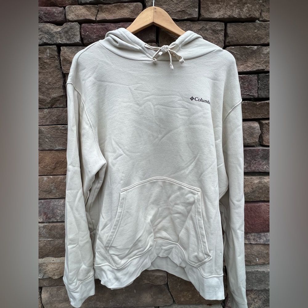 Columbia; tan hoodie